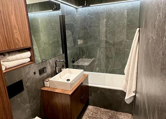 Oliwa Luxury Apartment, Free Parking, High Speed Internet Gdansk